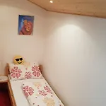 Sarah Apartment